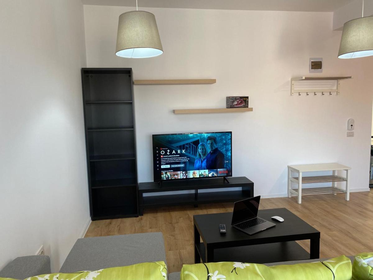 Glam Apartments Lipatti Near Iulius Mall And City Center Temesvár Kültér fotó